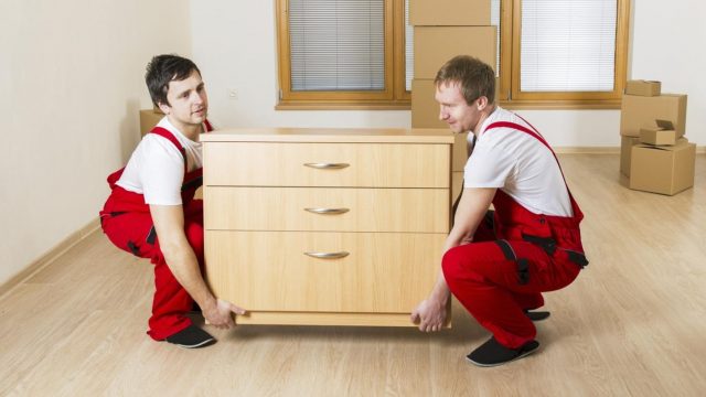 mobila ÎN SIGURANȚĂ